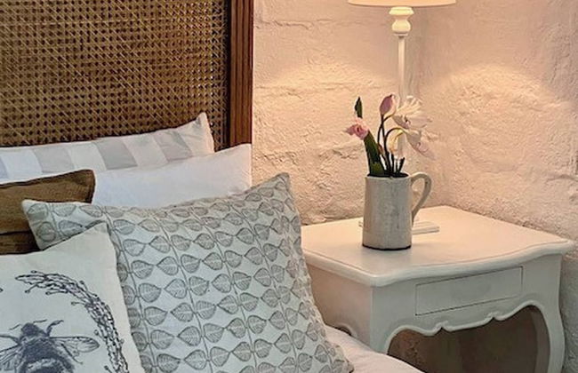 One Wee Cottage, A Romantic Secluded Provincial Abode Surrounded by Vineyards - Foto 4