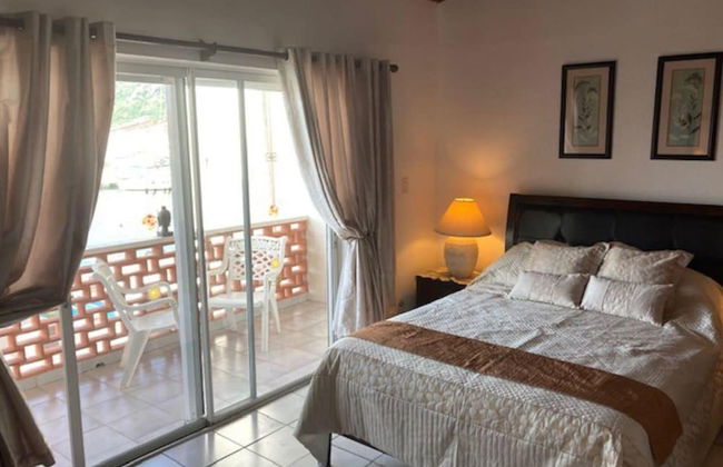 4 Guests - Stunning View - Pool - South Finger - Foto 3