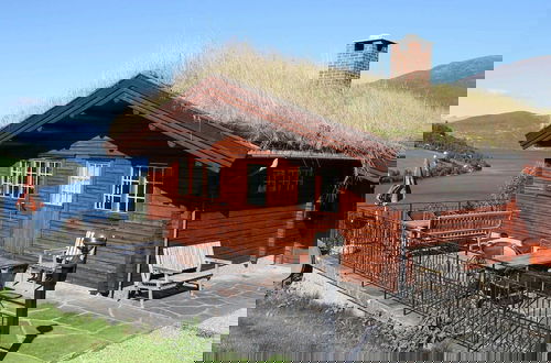 Foto 18 - 7 Person Holiday Home in Olden
