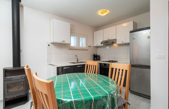 Olive's Garden House - Three Bedroom Holiday Home With Terrace and Sea View - Foto 9