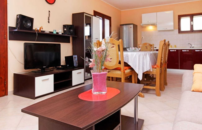 Olive's Garden House - Three Bedroom Holiday Home With Terrace and Sea View - Foto 21