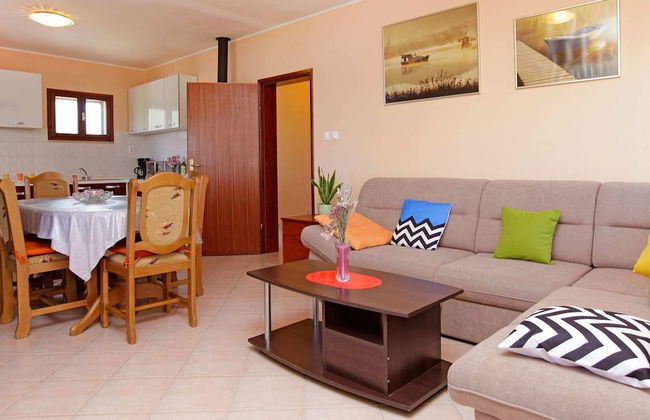 Olive's Garden House - Three Bedroom Holiday Home With Terrace and Sea View - Foto 10