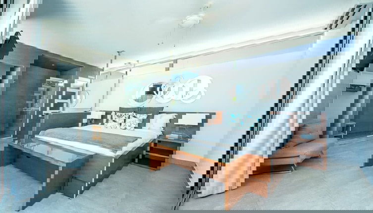 Photo 1 - Seaside Family Vacation Villa, Hotel Amenities v2
