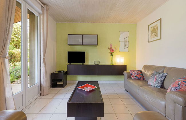 Serene Holiday Home in Les Salelles With Swimming Pool - Foto 38