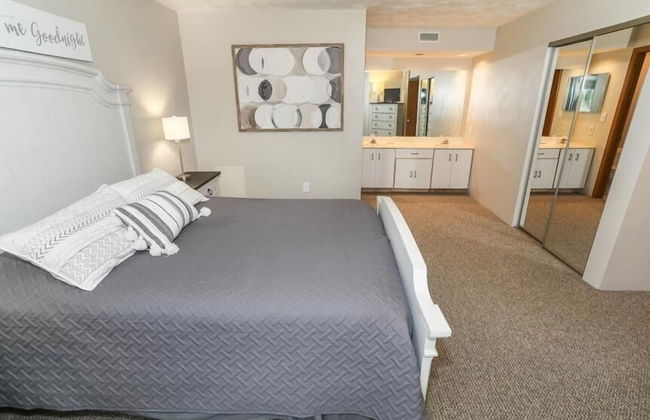 Seven Springs 2 BR Deluxe Condo with Mountain Views by RedAwning - Photo 4