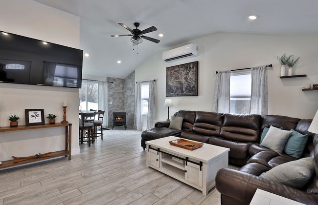 Rutland's Hidden Gem: 2 Br/1ba Renovated Home Close To Everything 2 Bedroom Home - Foto 10