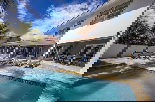 Foto 1 - 4BR 4BA Villa w Private Pool Eagle Palm Beach