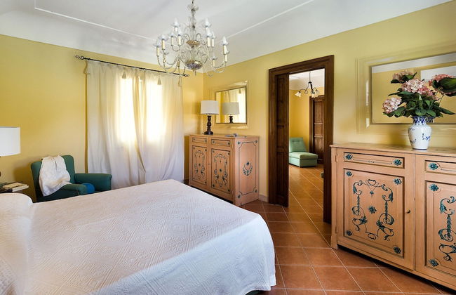 Elegant Villa With Pool and Garden - Foto 4