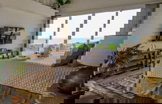 Foto 2 - Luxury Hillside Estate at Nativa Resort by RedAwning