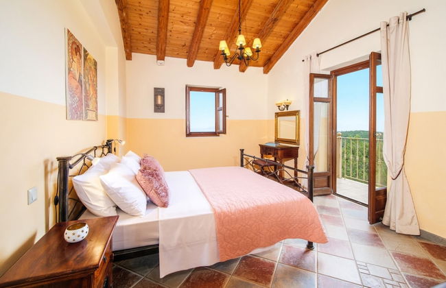 Island View in Antipata - Photo 5