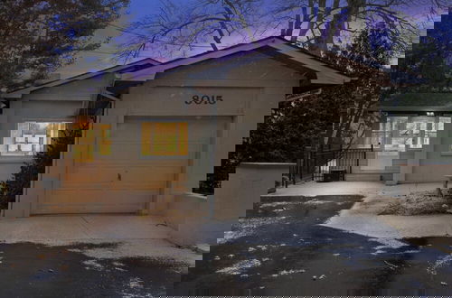 Foto 42 - Amazing Lakefront Retreat On Long Lake! 2 Bedroom Home by RedAwning