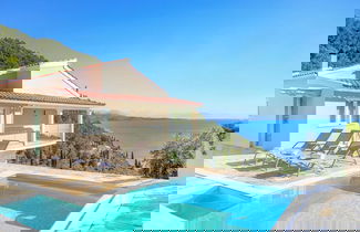 Foto 1 - Villa Theview in Katavolos