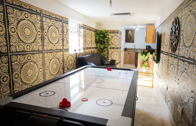 Luxury Versace 2 Bed, Hot Tub, Pool Table, Sky Tv - Foto 25