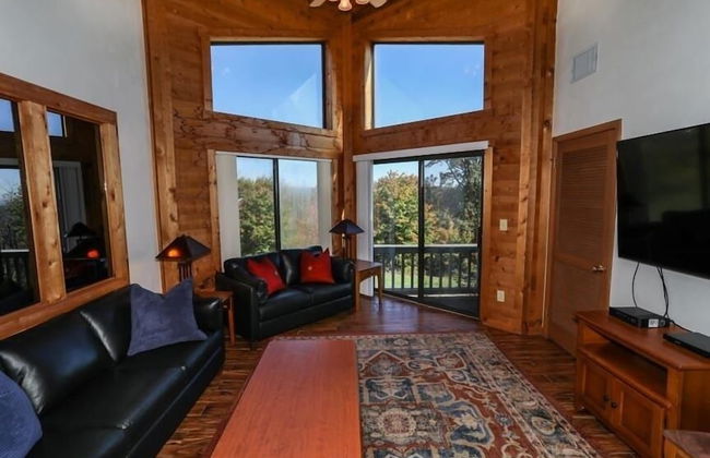 Seven Springs 3 BR Loft Condo, Walk to Slopes! by RedAwning - Photo 7