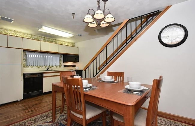 Seven Springs 3 BR Loft Condo, Walk to Slopes! by RedAwning - Photo 16
