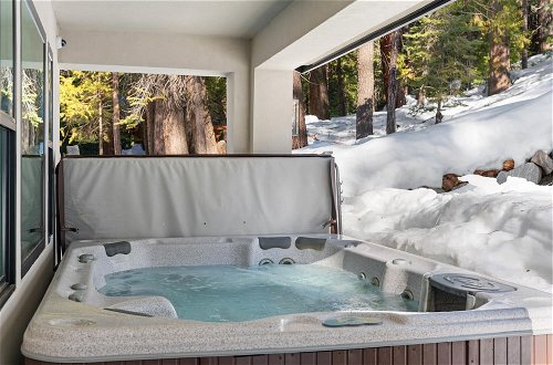 Photo 47 - Luxury Retreat Home w Hot Tub
