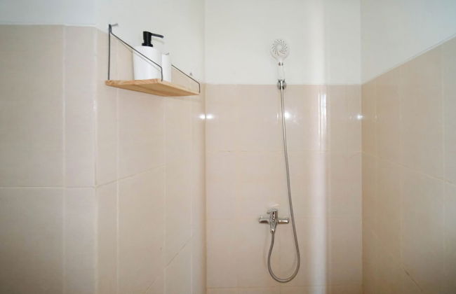 Good Deals And Comfy Studio At Bale Hinggil Apartment - Foto 13