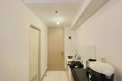 Photo 13 - New Furnished Studio At Tokyo Riverside Pik 2 Apartment