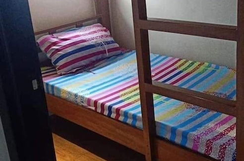 Foto 8 - Remarkable 2-bedroom Condo Unit in Quezon City