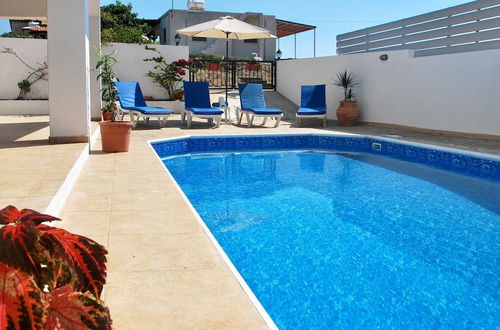 Foto 38 - Villa Only 50m To The Sea, Sleeps 12, Polis