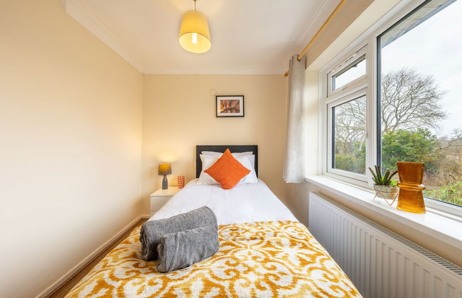 Pierocks Carver Entire House, Free Parking and Wi-fi in High Wycombe - Foto 12