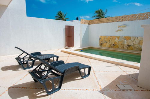 Photo 14 - New Modern Villa Private Pool 2 Blocks From the Beach Sleeps 6