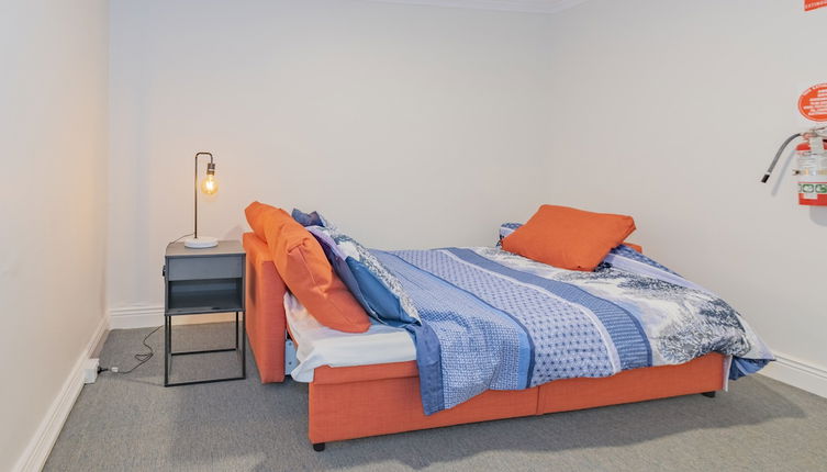 Photo 1 - 4 Bedroom House - Hobart CBD - Parking