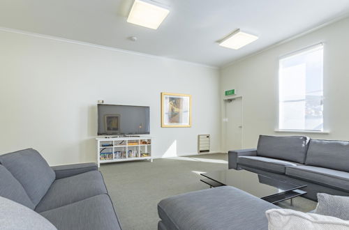 Photo 18 - 4 Bedroom House - Hobart CBD - Parking