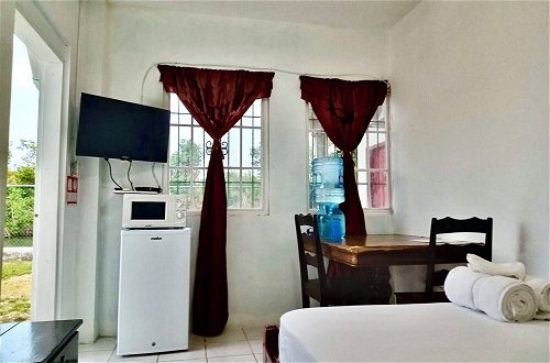 Photo 11 - See Belize Vacation Rentals