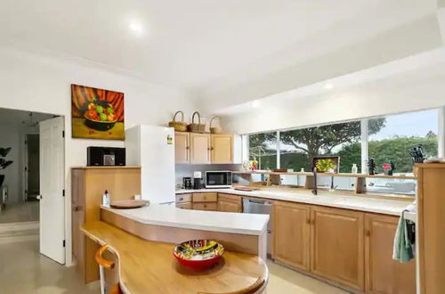 Photo 5 - Stunning 4 Bedroom Home In Tranquil Rural Karaka