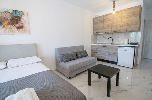 Photo 14 - Nikiti Central Suites 3 by Travel Pro Services