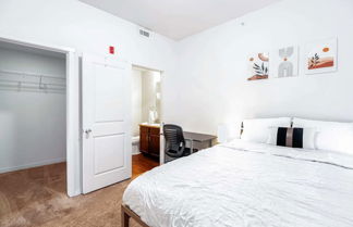 Photo 1 - Fully Furnished 2bdrm Apt Near UNC