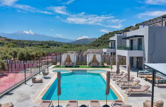 Photo 3 - Luxurious Villa Mare - With 150m Pool