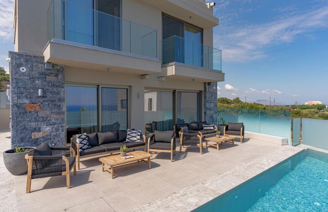 Luxury Villa Aqua With 2 Private Pools - Photo 2