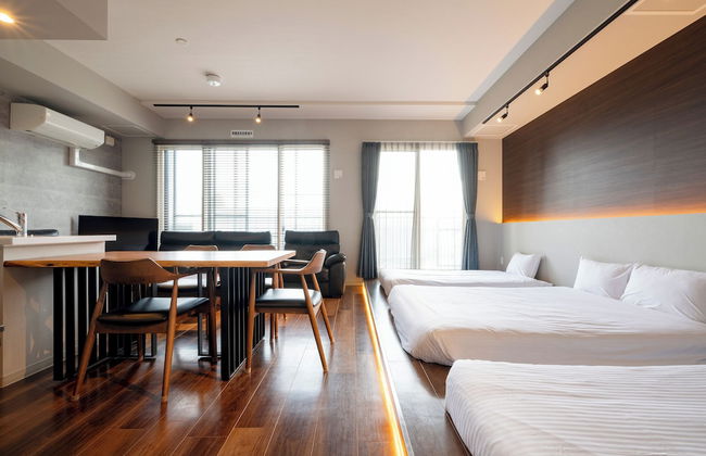 Minn Chitose - Photo 9