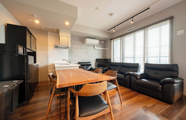 Minn Chitose - Photo 10