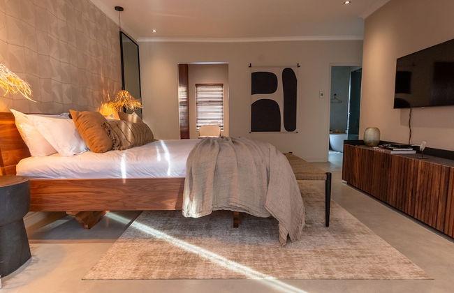 Relax in Style at This Stunning Villa in Camps Bay, Cape Town - Foto 4