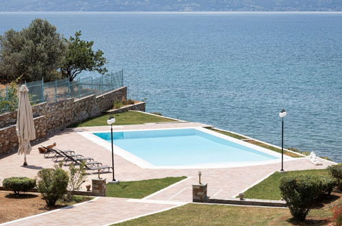 Photo 29 - Eretria Luxurious Seafront Villa