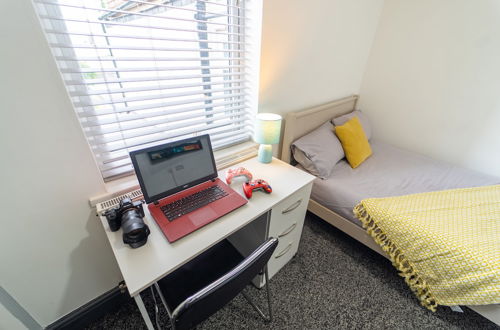 Photo 1 - Impeccable 1-bed Studio in Birmingham