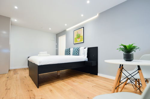 Photo 70 - New Cavendish Street Serviced Apartments by Concept Apartments