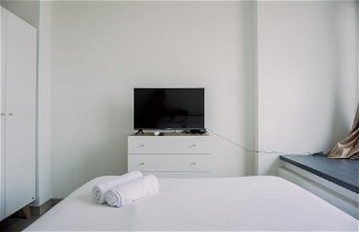 Photo 3 - Homey And Comfort Living Studio Collins Boulevard Apartment