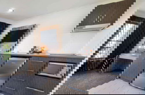 Foto 34 - Doncaster Apartments by Nightcap Plus