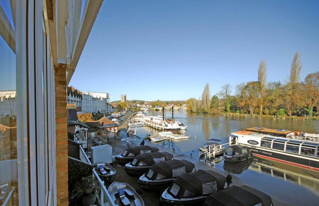 The Oars - Riverfront Property - From 300 Per Night - Foto 13