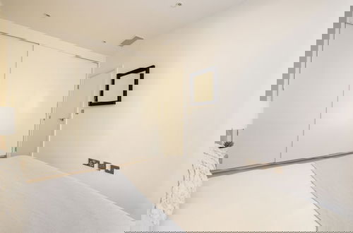 Photo 4 - The Hounslow Apartment