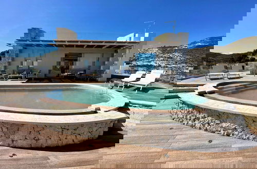 Photo 30 - Prestigious Villa Olimpo With Pool And Sea View