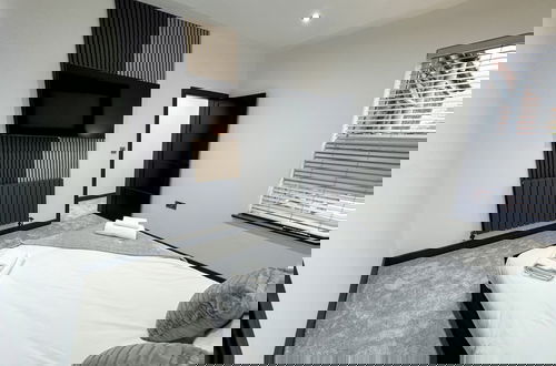 Foto 6 - Miles House