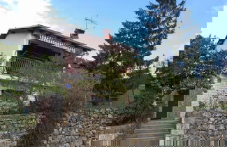 Photo 1 - Serene Garden Apartment With Terrace