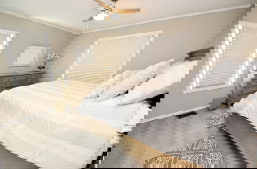 Foto 11 - 3 Blocks From Nd 3 Bedroom 2 Bath Home 1815