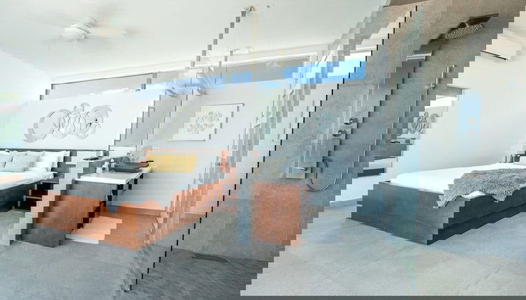 Photo 1 - Beachside Villa, Amazing Views, Hotel Amenities v5