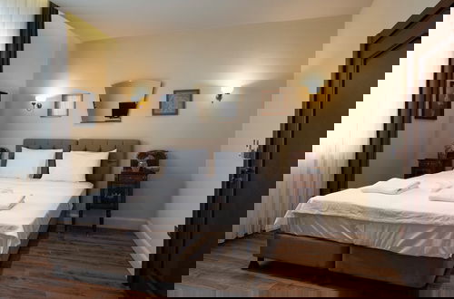 Photo 18 - Level Suites